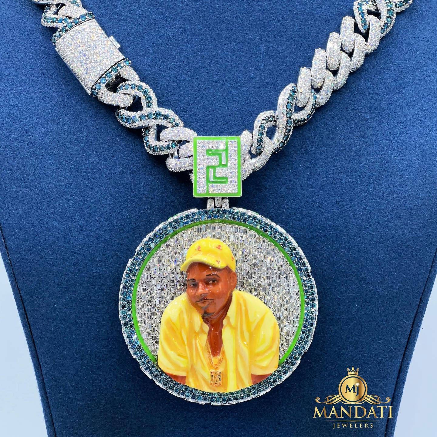 Mandati's Product Image